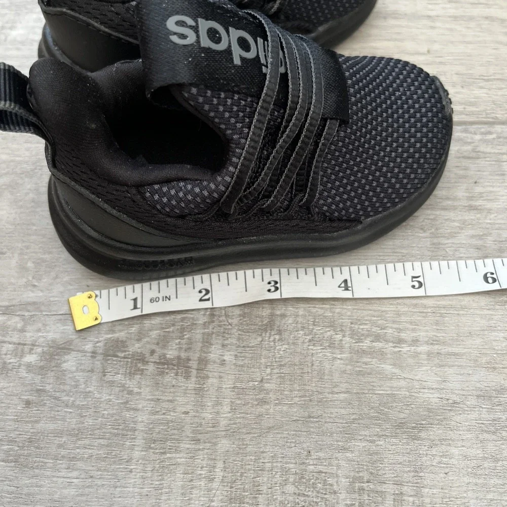 Adidas Kids' Lite Racer Adapt Slip On Shoe Toddler Size 5k. 15-18 Month. 5